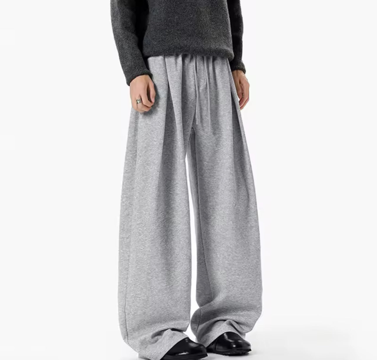 Baggy sweatpants